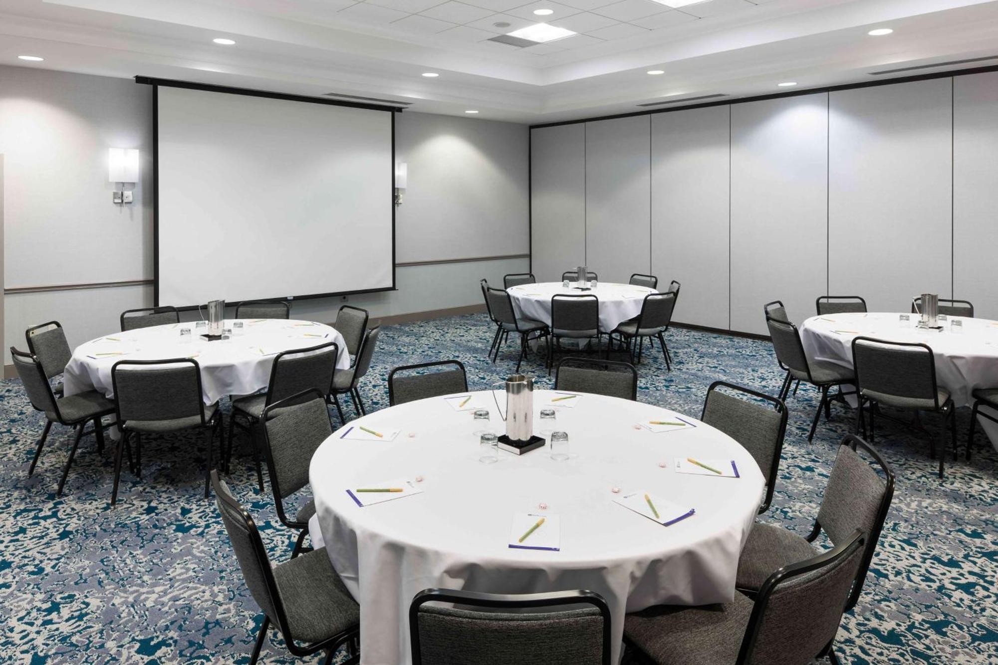 Hilton Garden Inn Detroit/Novi Εξωτερικό φωτογραφία